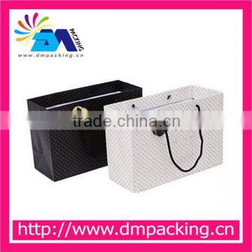 Free samples famous brand paper bag black Matte Laminated