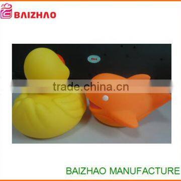 promotion cheap vinyl figure toys colorful vinyl ducks silicone toys mini kids play toys