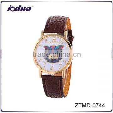 Fashion Wonderland Cute Cat Leather Watches