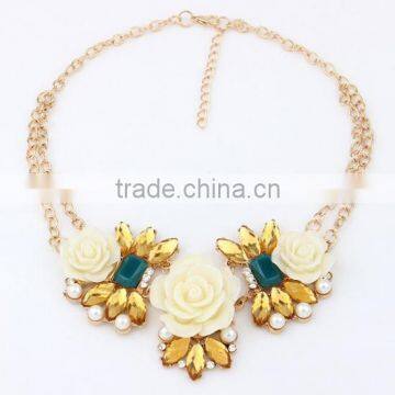 New Hot Selling Flower Choker Collar Vintage Pendant Statement Necklace Women photo-2