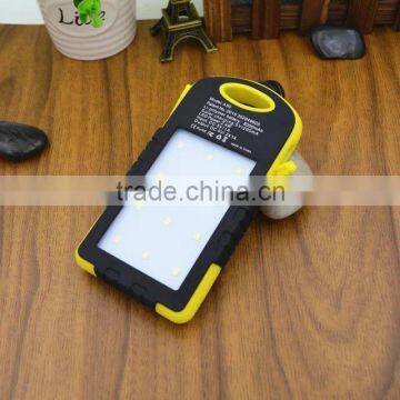 Cell Phone Solar Universal Power Bank for Smartphone photo-3