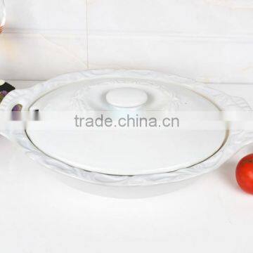 13.5" Oval Porcelain Baking Tray With Lid photo-2