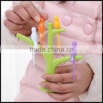 Eco-friendly Creative Cute Design Bird on Tree Shape ABS Plastic Fruit Fork Set Wholesale photo-4