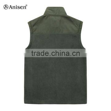 China Waterproof and Windproof Warm Men 100%nylon Softshell Vest photo-2