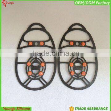 2016 eco-friendly New Design studs made from steel and silicone 6-stud ice grips