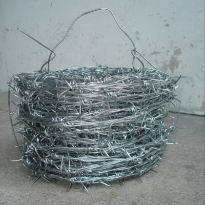 Produto de arame farpado para construção e ferrovias - rolo de arame farpado de 500 metros