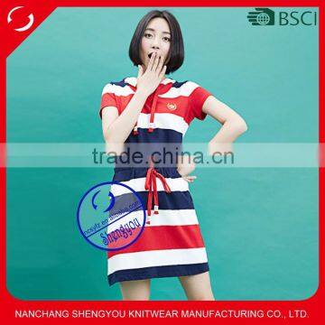 Custom wholesale fashion auto strip girls casual hooded dress with pocket