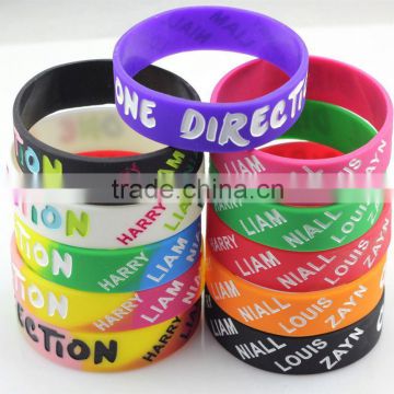 Wholesale scented promotional wristband with silicon material