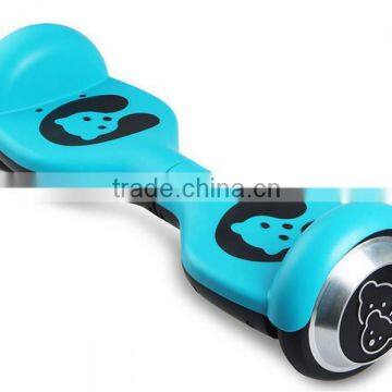 newest product 2 wheels electronics scooter CHINESE battery 6.5inch balance wheel With Bluetooth and power bank