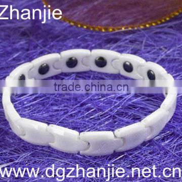 2013 New product white ceramic magnetic bracelet alibaba wholesale #13000