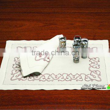 100% Linen Hand Embroidery Napkin For Hotel/Restaurant