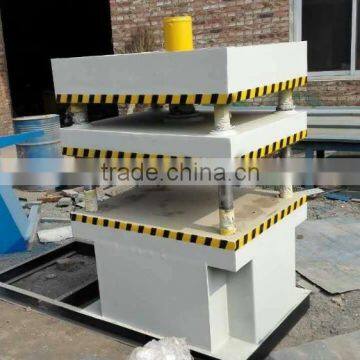 Three-dimensional Pinch Press photo-6