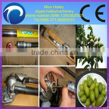 0086-13503826925 high efficiency olive picking machine