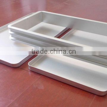 Aluminum frozen molding with cover for fish block frozen