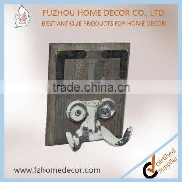 Promotional Antique Metal Hook on Wood Plank for Wall Decoration photo-6