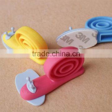 J297 baby furniture safety decorative sliding door stop