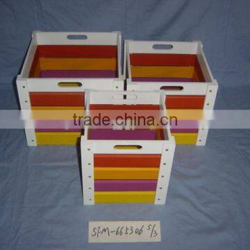 High Quality Wooden Receive Magazine Basket photo-6