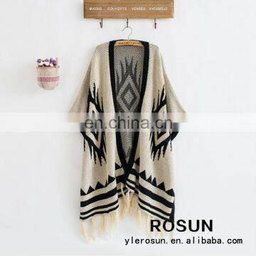 China supplier wholesale knitted pattern soft fabric cheap cardigan sweater with fringes