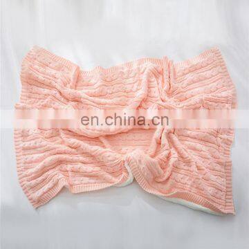 China Factory Supplier New Design Solid Color 2 Layers Acrylic and Wool Sherpa Winter Traveling Blanket With Competitive Price photo-3