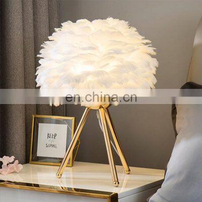 Nordic Decoration Feather Table Lamp Creative Desk LED Lamp