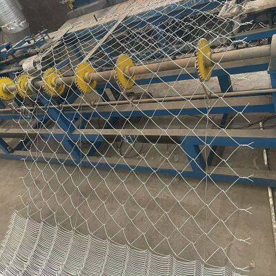 Kettengitterzaun mit Pfosten vom Durchmesser 12,7 mm für Gebiete mit starken Winden photo-3