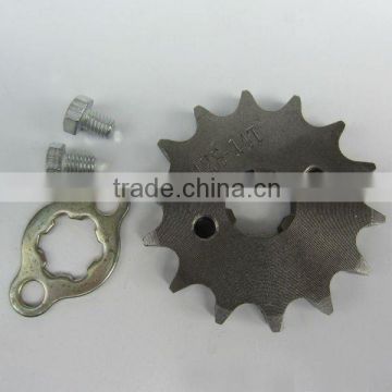 Front sprocket with 18 teeth and 428 chain type