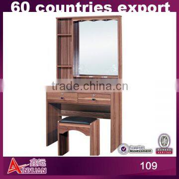 dressing table mirror