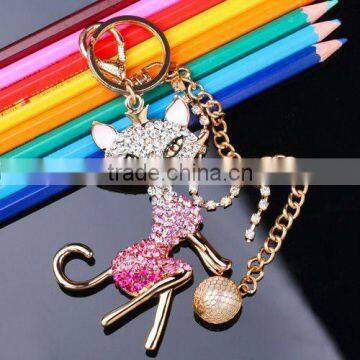 Cheap Promotional Gift Pave Crystal Cat Shaped Key Chain/key Ring