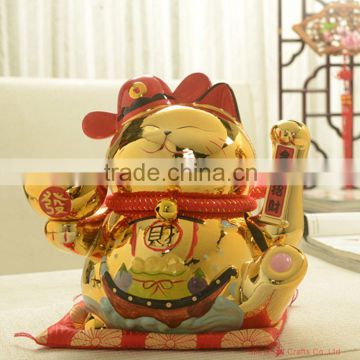 Arm moving lucky cat interior decoration design