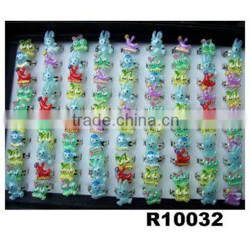 wholesale plastic animal rings for women