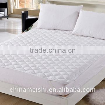 China manufacturer wholesale price waterproof mattress protector