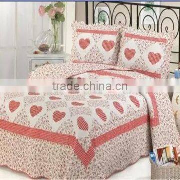 2016 Heart Printing Patchwork Quilt 3 Pieces Bedspread And Pillowcases Set