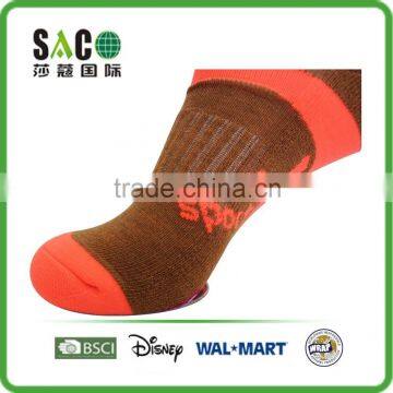 bright orange and brown color low cuff jacquard ankle sports socks