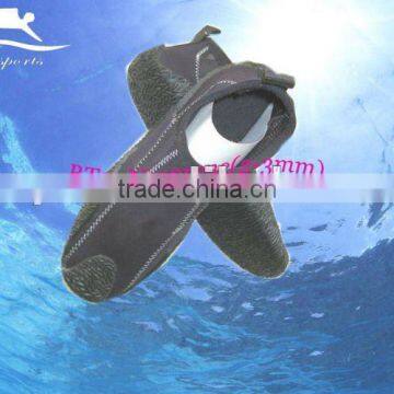 swimming ,boots, scuba diving equipment- BT11 with 3mm neoprene material