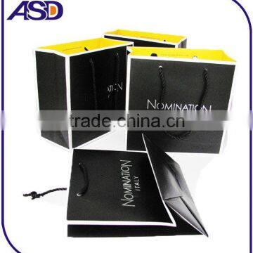 Wholesale reusable Paper gift shopping bags with handle paper clothing/Jewelry bag