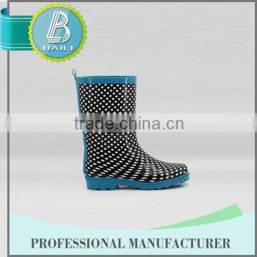 Famouse Brand Home-use Environmental Rainbow Rain Boots