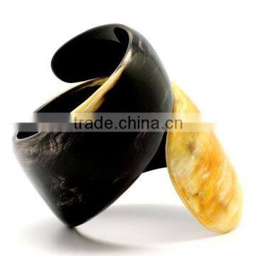 High quality best selling buffalo horn yellow Blue modern bracelet from Vietnam