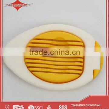 2015 Kitchen Gadget Mini Plastic Egg Slicer With Stainless Steel Wire photo-2