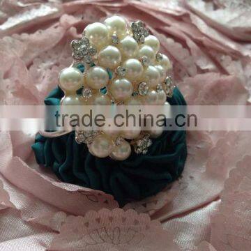 Silver Luxury Pearl & Rhinestone Napkin Ring For Wedding Candlelight Dinner photo-3