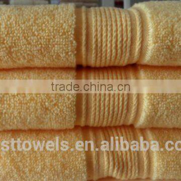 100% Cotton Solid Jacquard Bath Towel photo-3