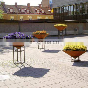 Laser cut modern weathering steel planters for decoration outdoor