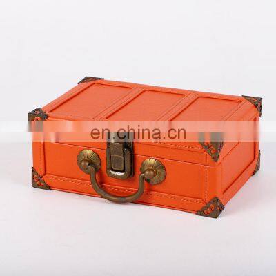 Vintage MDF Wooden Keychain Perfume Suitcase Gift Box PU Leather With Lock