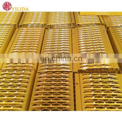 Aluminum Corrugated Perforated Metal Sheet for Anti-skid photo-2