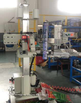Automatic Labeing Machine Bag Closing System With a Tag Placer Bag Tagging Machine photo-2