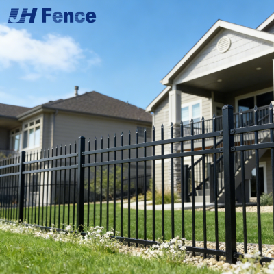 Clôture en acier ultime résistant à la rouille | Offre des décennies de protection durable et imperméable aux intempéries sans entretien