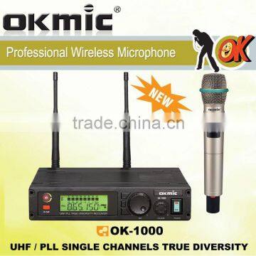 UHF wireless true diversity microphone