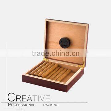 Custom logo real wooden humidor