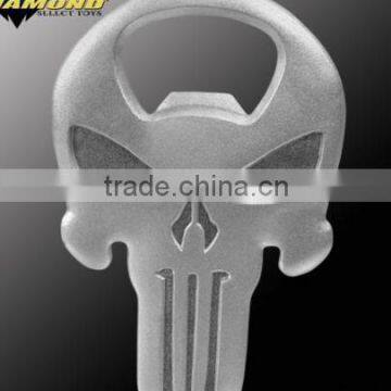enamel zinc alloy casted skull shaped bottle opener with fridge magnet