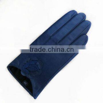 Manufacturer navy blue women leather hand gloves in China