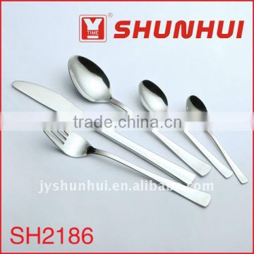 24 pcs Stainless steel Cutlery set